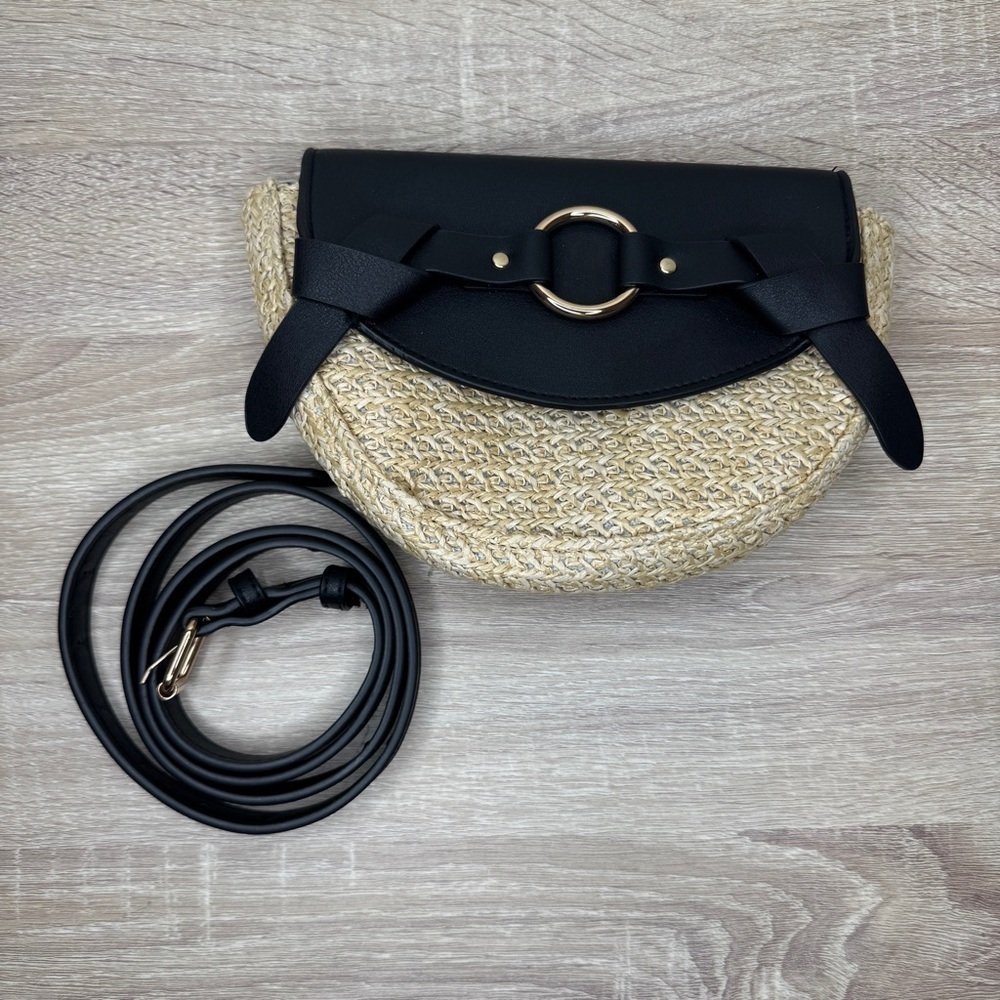 Torrid Black and Tan Belt Bag Size 1